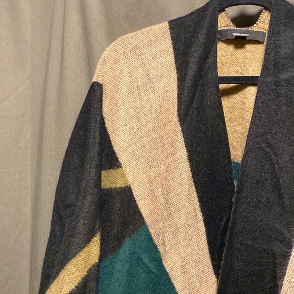 Vero Moda Poncho - Picture 2 of 3